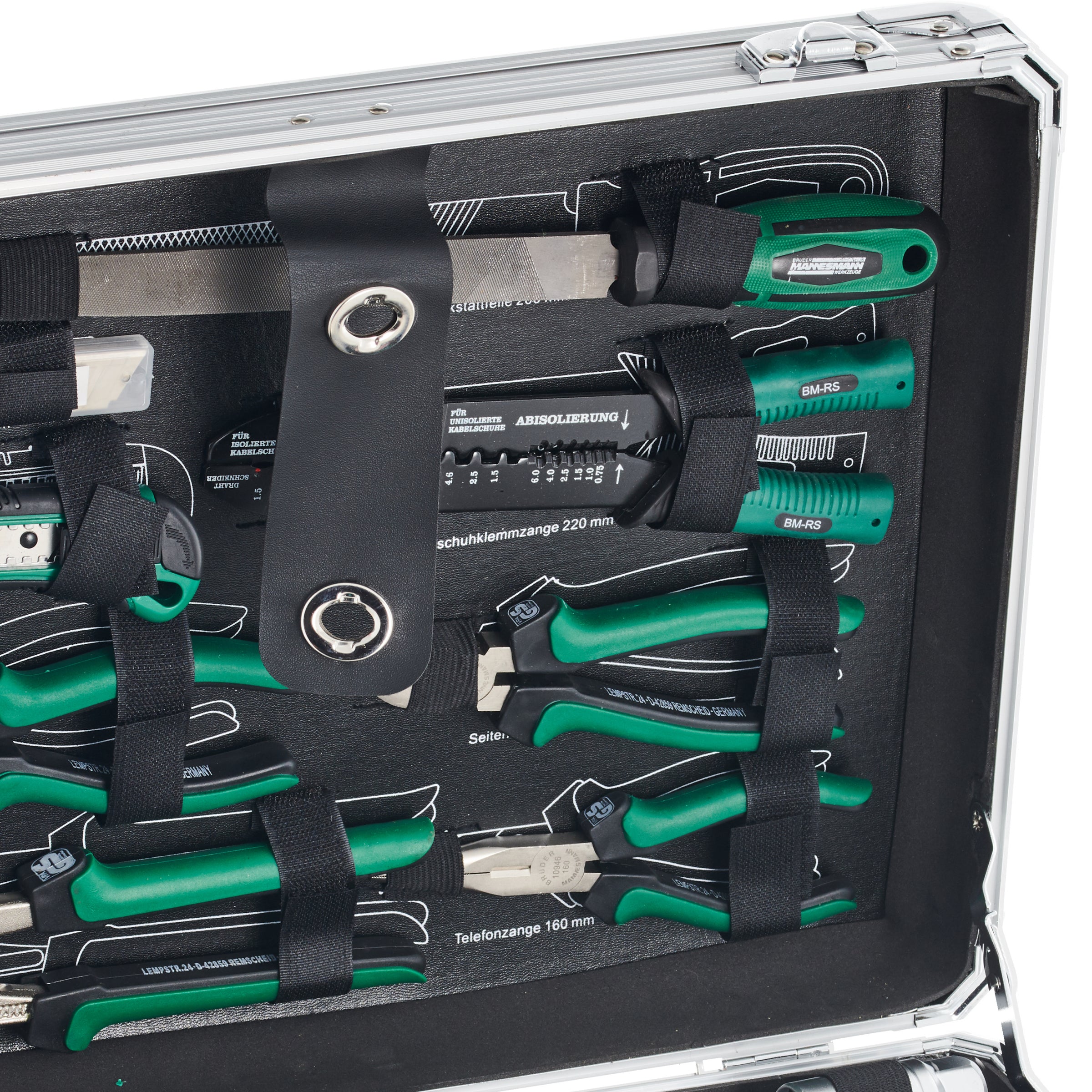 Aluminum tool case, equipped, 108 pieces.